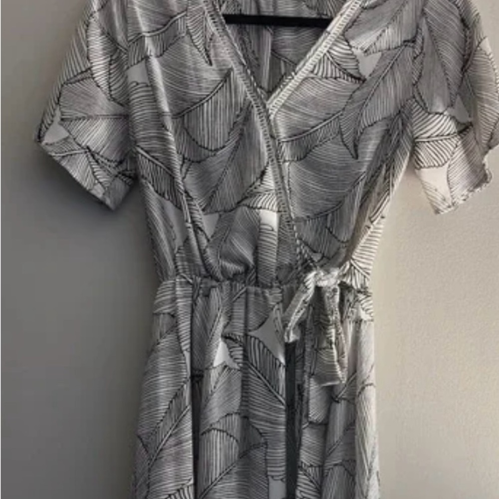 Black and White Leaf Print Dress